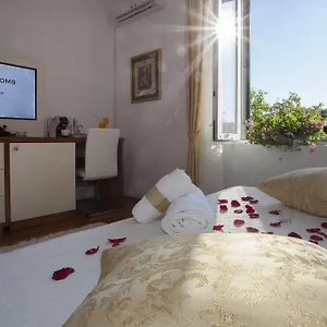 Luxury Duje 4*, Split Croatia